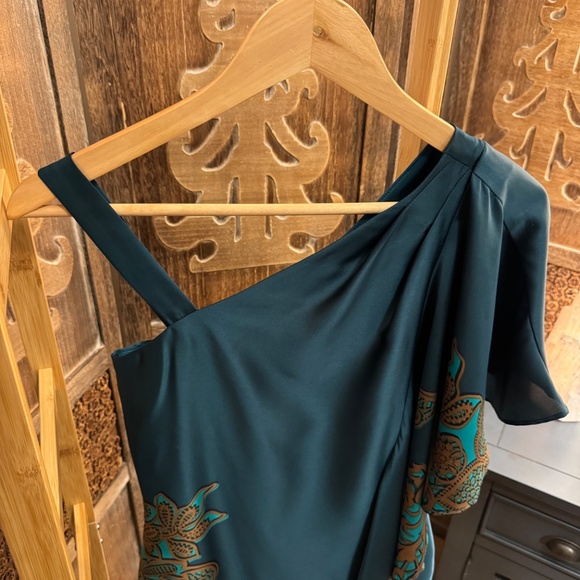 One Shoulder Dress - Picture 6 of 8